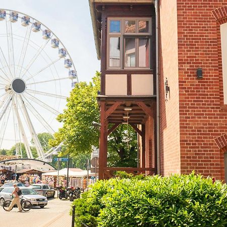 Nadmorskie Tarasy Apartament Wave Surfingbird Kołobrzeg Exteriör bild
